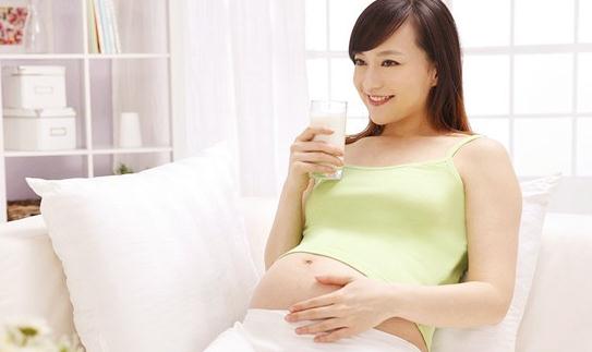 怀孕四个月的饮食原则：适量增加主食