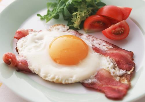 吃雞蛋過量有什麼壞處？雞蛋吃多了對身體的危害