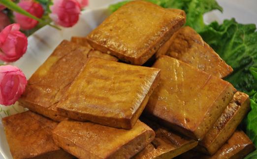 豆腐乾營養價值剖析 易痛經應慎吃