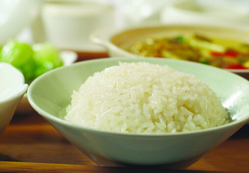 白米飯是垃圾食品嗎？吃白米飯是取其糟粕？