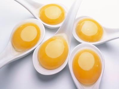 感冒發燒能吃雞蛋嗎？感冒發燒吃什麼食物好