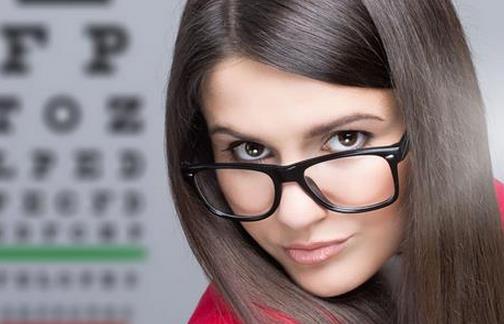 保護視力 春季上班族保護眼睛的方法